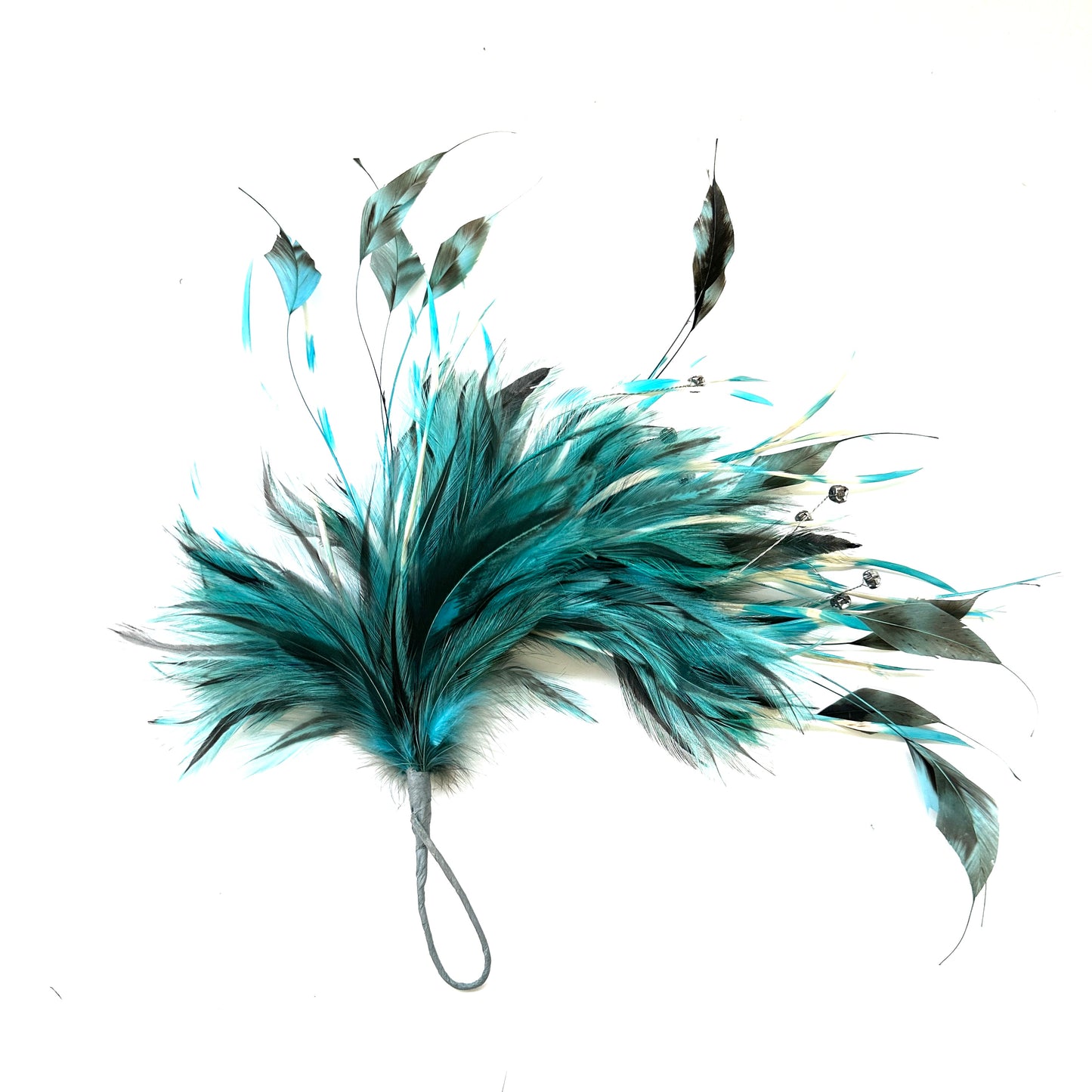 Long Gradient Goose Biot Feather Mount 02