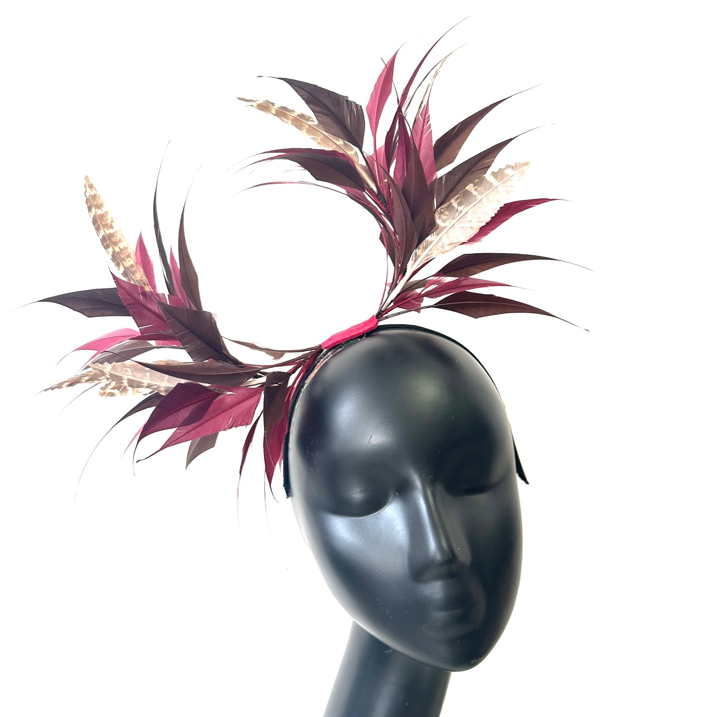 Two End Goose Feather & Natural Colour Feather Mount