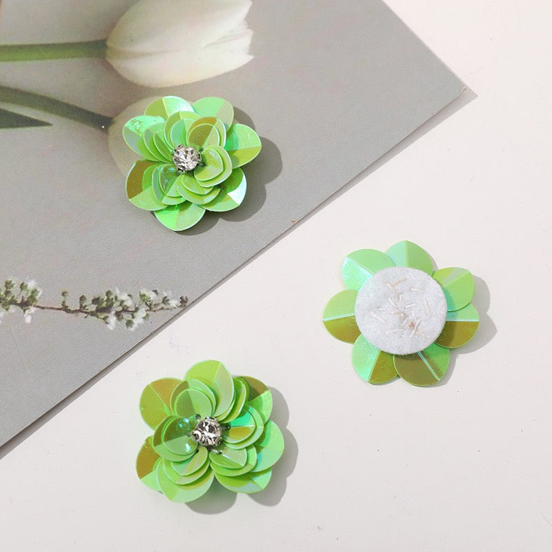 Small Sequin Flower SF01