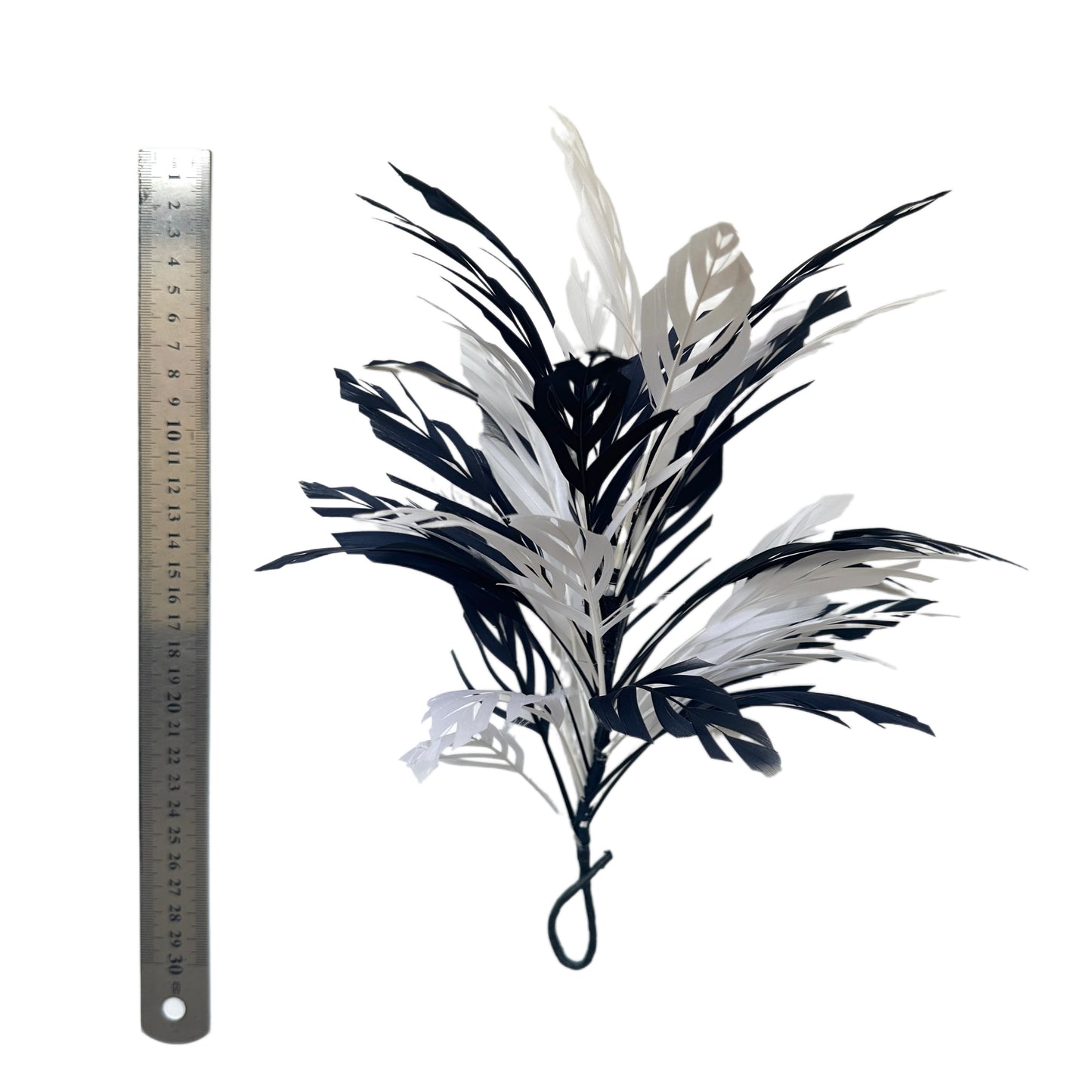 Space Cut Goose Feather Mount DS260715