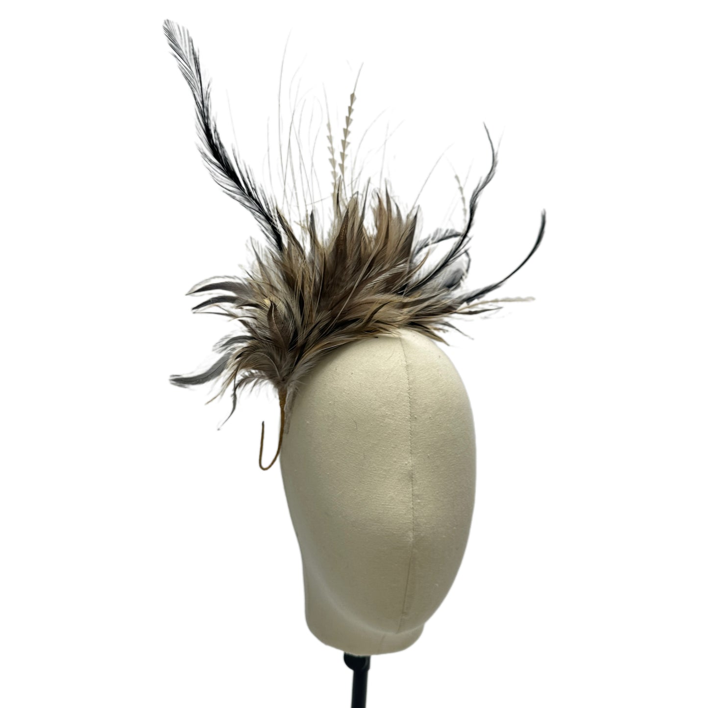 Golden Badger Strung Rooster Neck Hackle Feather Mount