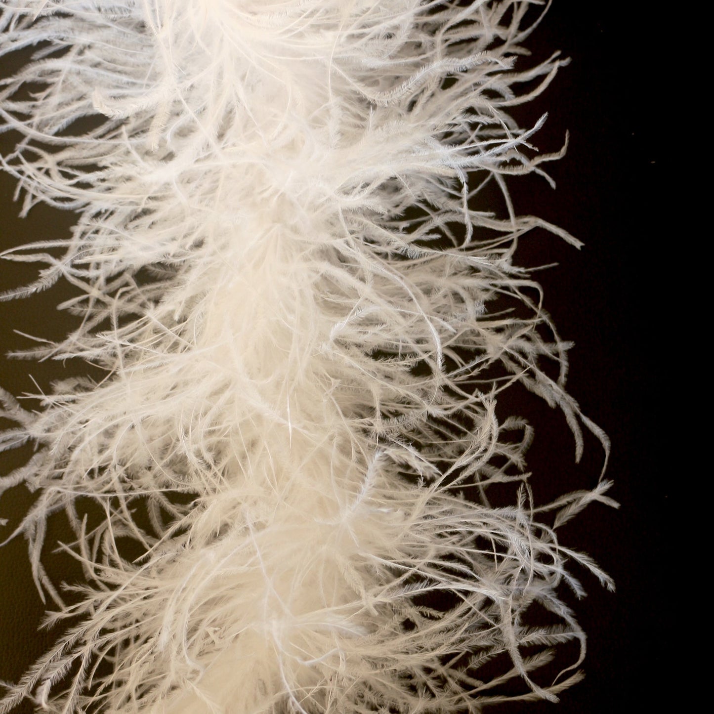 4 Ply Ostrich Feather Fringe Feather Boa (2 yards)