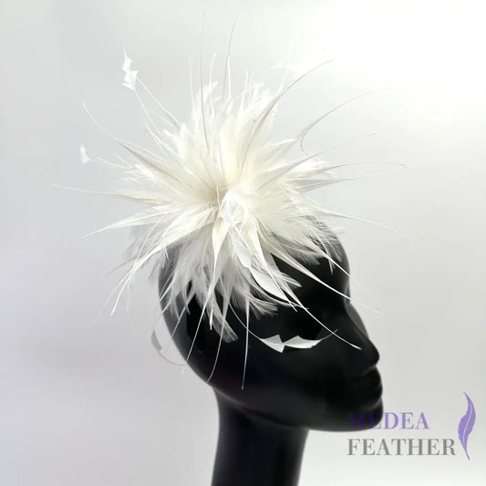 ”Spark“ / Hackle Feather and Coque Feather Flower Mount #01 Ivory