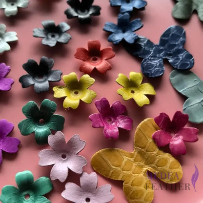 1.6cm Leather flowers-Pack of 2