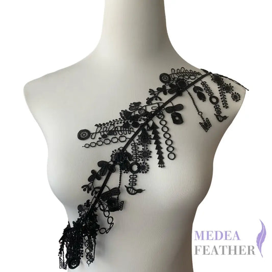 13cm Wide Flower Lace Trim