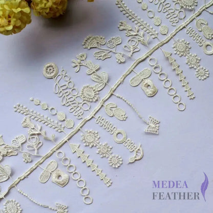 13cm Wide Flower Lace Trim - Beige