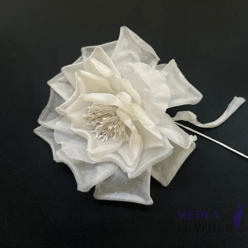 14cm Wide Silk Flower SF011 White