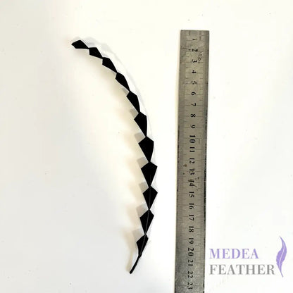 30cm Zigzag Diamond Coque Feather-Pack of 10 Black