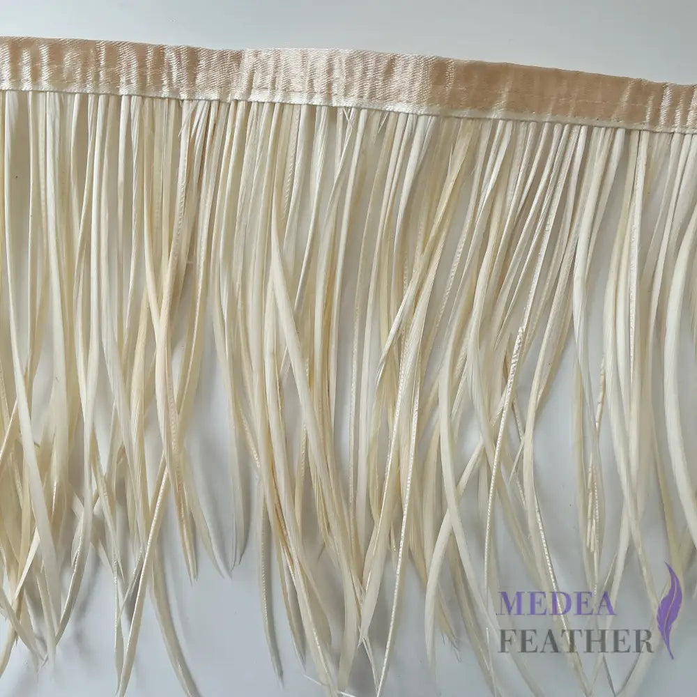 Goose Biot Feather Trim FTGOOSE02 - #04 cream / Half meter