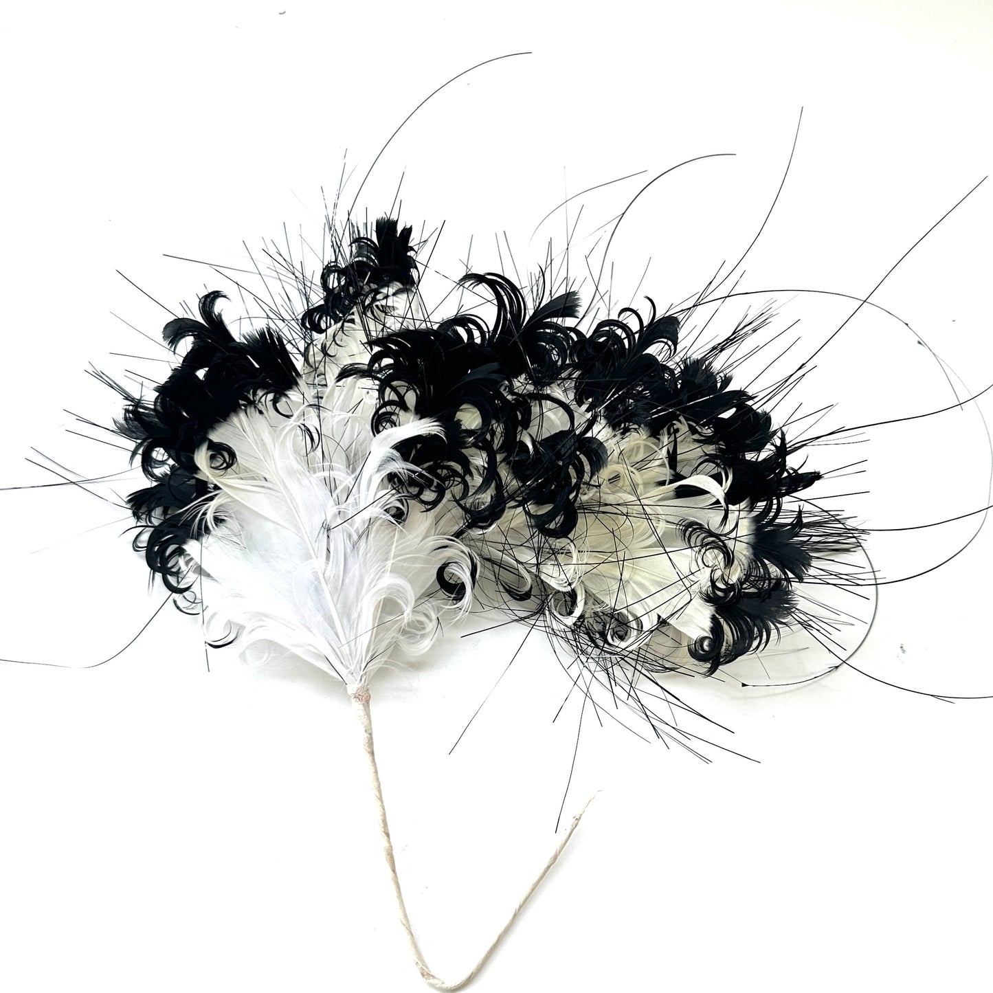 Gradient Curled Goose Feather Mount