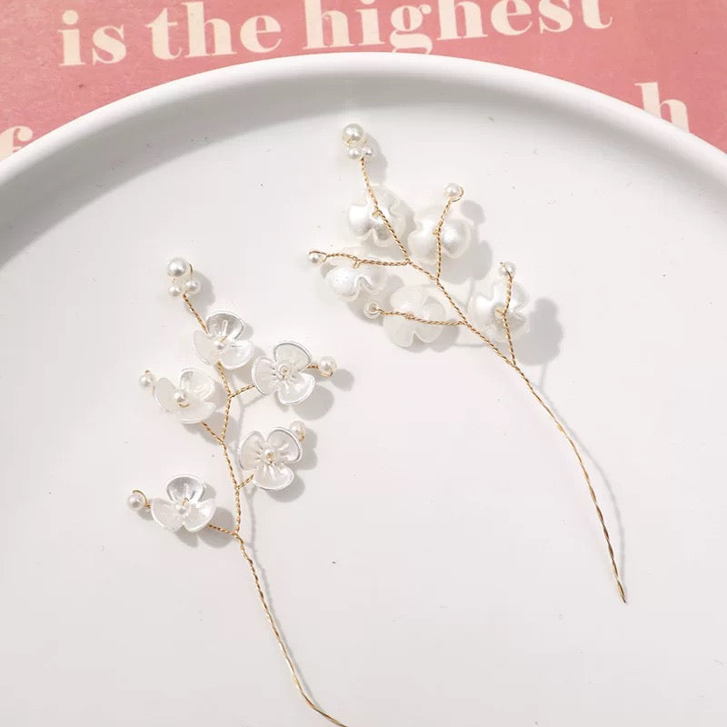 Small Bead Rhinestone Pearl White Shell Flower String-Pack of 5