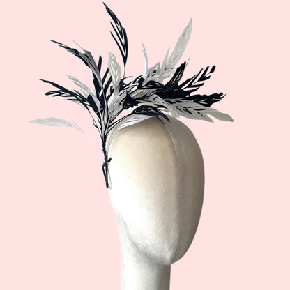 Space Cut Goose Feather Mount DS260715