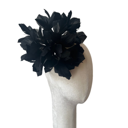 Wild Jasmine Feather Flower Mount DS251127