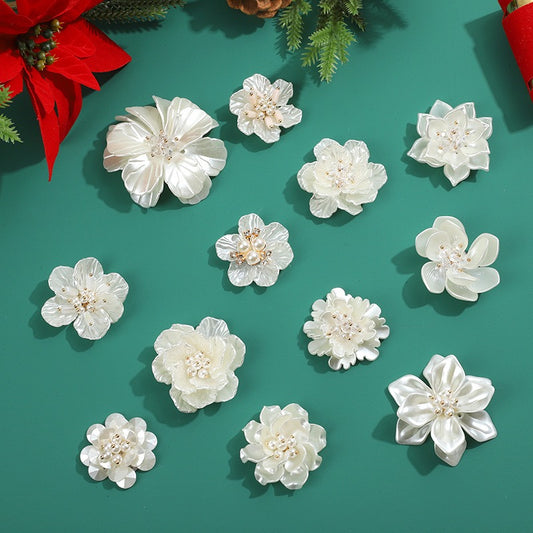 White Acrylic Bead Flower BF13