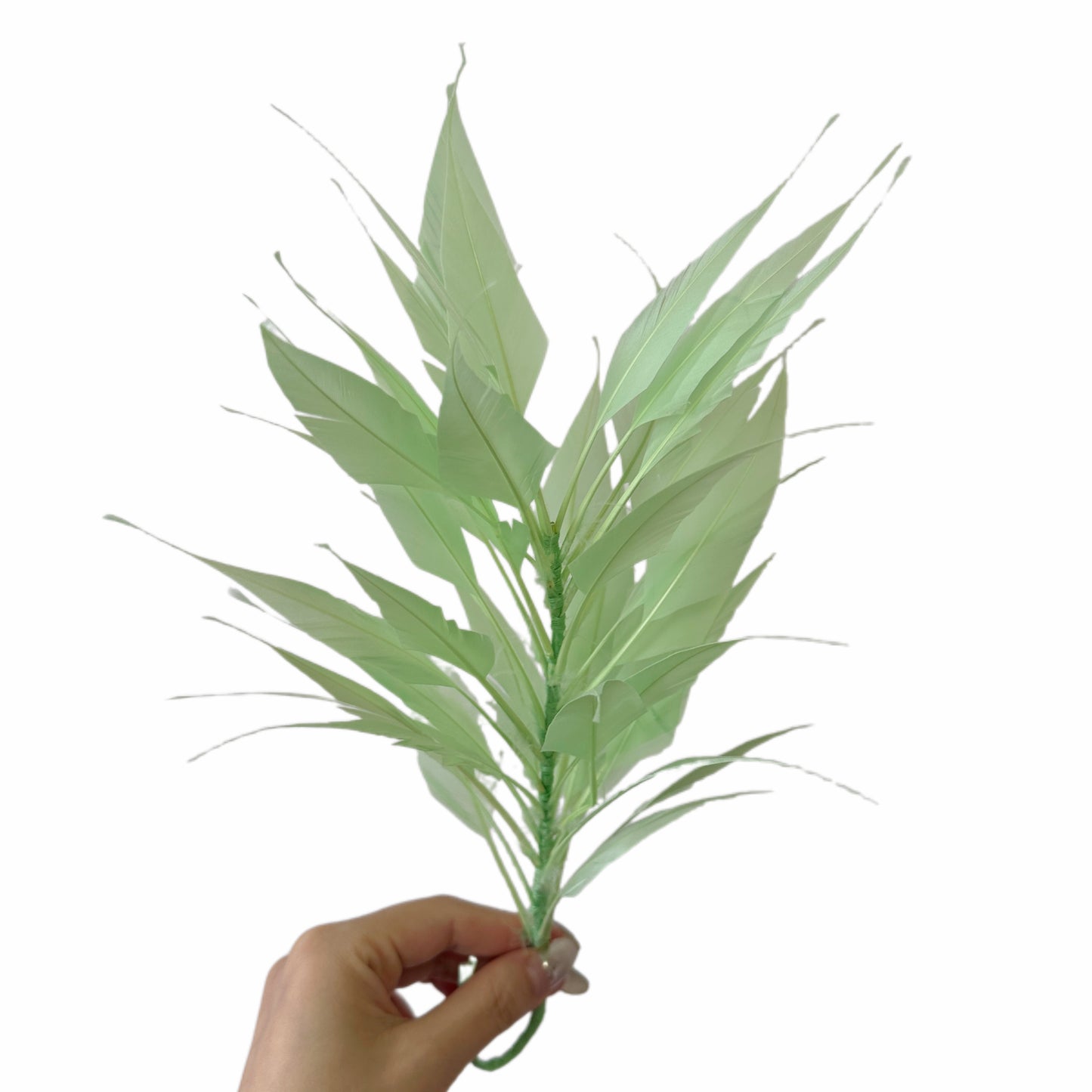 3D Wrapping Spiky Arrow Goose Feather Wired Hat Mount - DS2607