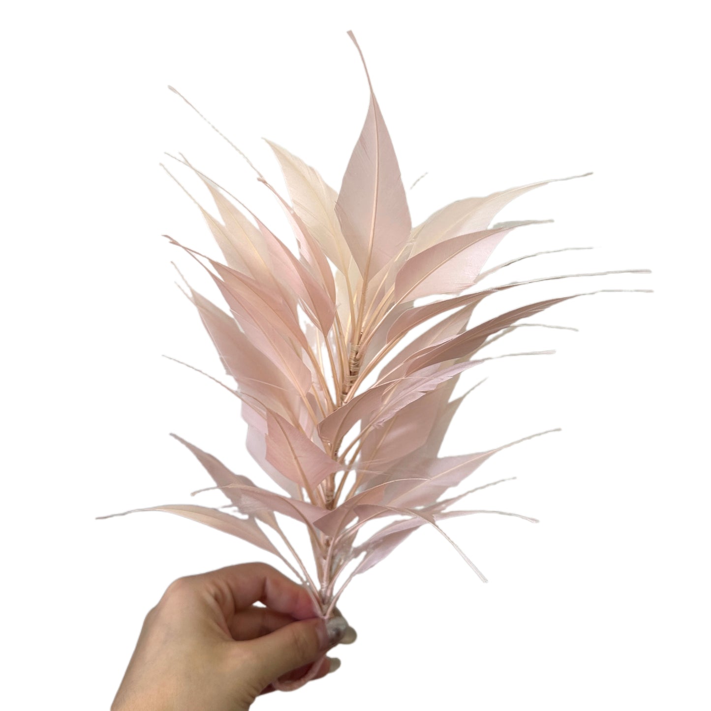 3D Wrapping Spiky Arrow Goose Feather Wired Hat Mount - DS2607
