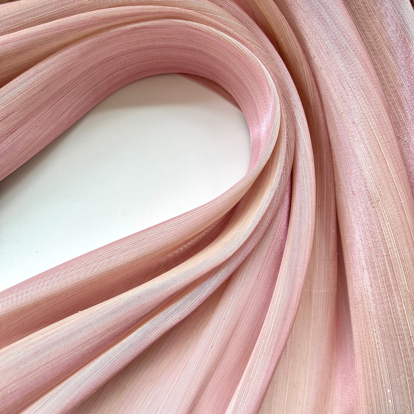 90cm Wide Lurex-thread Silk Abaca Fabric