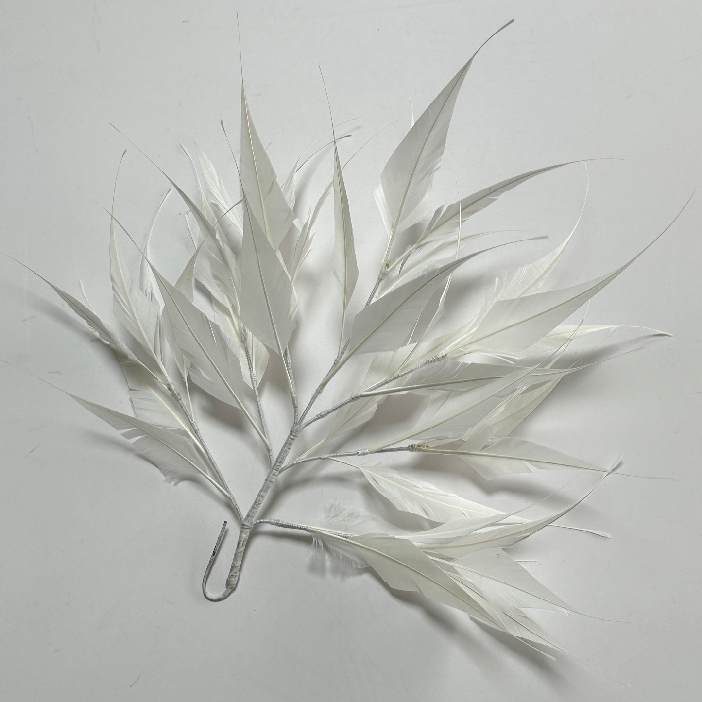 Spiky Arrow Goose Feather Tree Mount