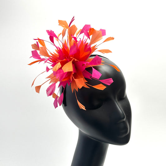 Two-colour Spiky Centre Goose Feather Flower Mount