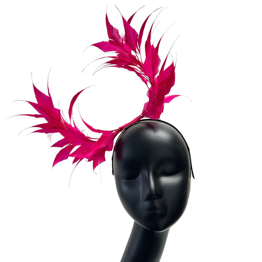 Two sides striped goose feather flower mount with wire accessory