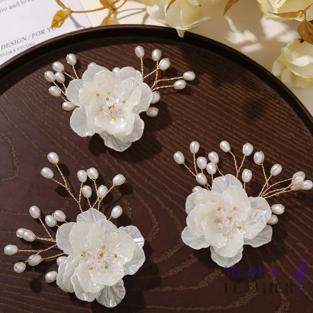 Bead Flower Applique Rhinestone Pearl White Shell Flower