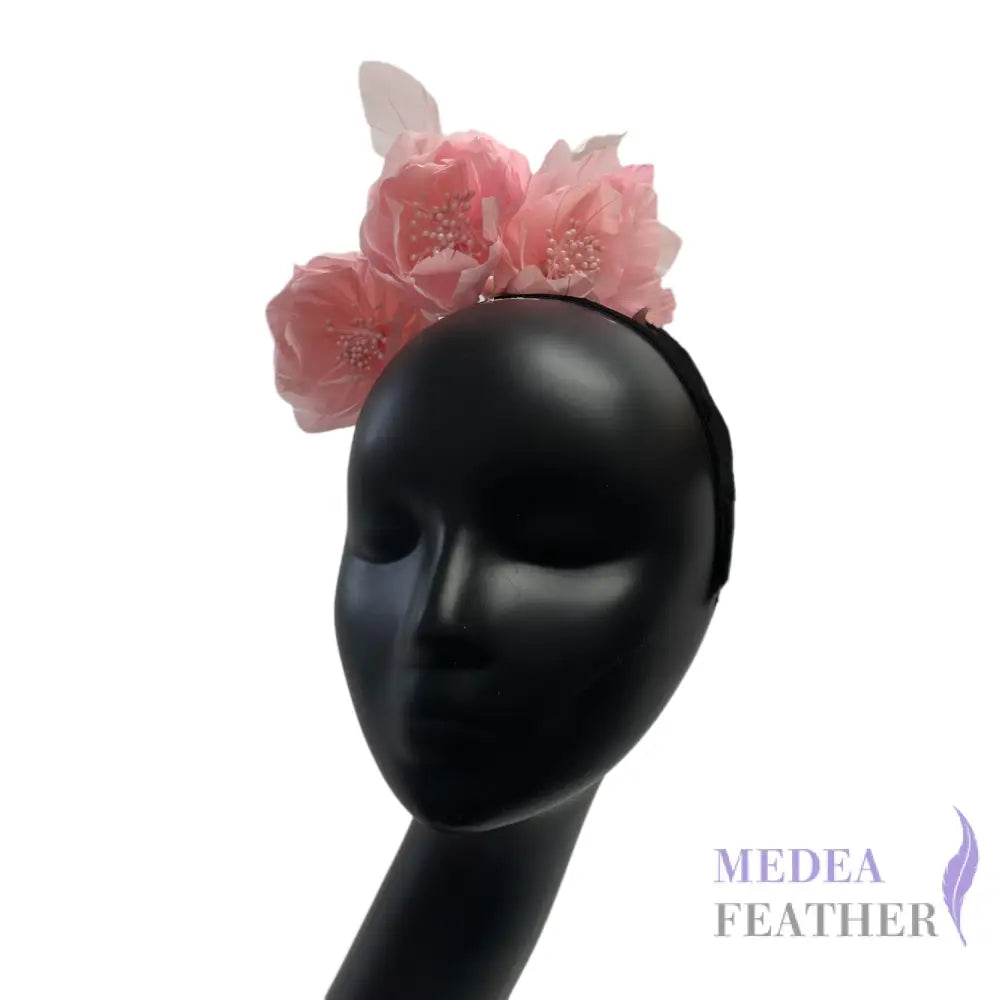 FM045 Three Goose Feather Flowers Set Mount