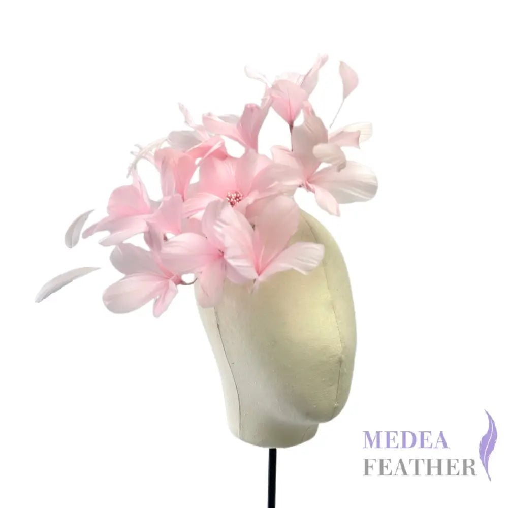 FM046 Surrounded Feather Flowers Set #50 light pink