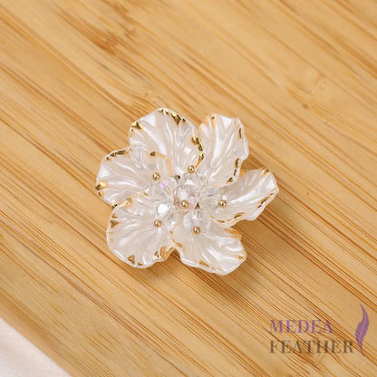Gold Edge Bead Flower BF12 White