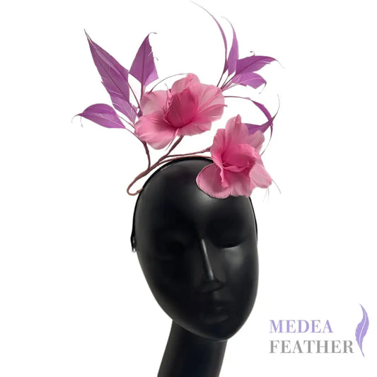 Goose Feather Flower and Arrow-shaped Feather Mount DS26102601