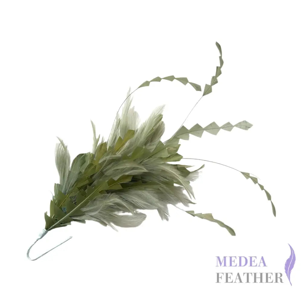 Hackle and Long Diamond Coque Feather Mount DS250620 - #74 quite green (limited edition-5 coque feather tips)
