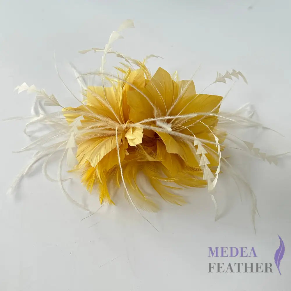 Handmade Zig Zag Coque Feather Flower Mount FM073