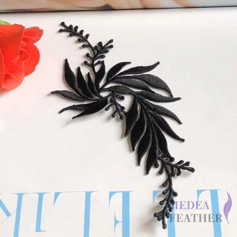 Iron on Leaf Vines Embroidery Applique EA03 black-right