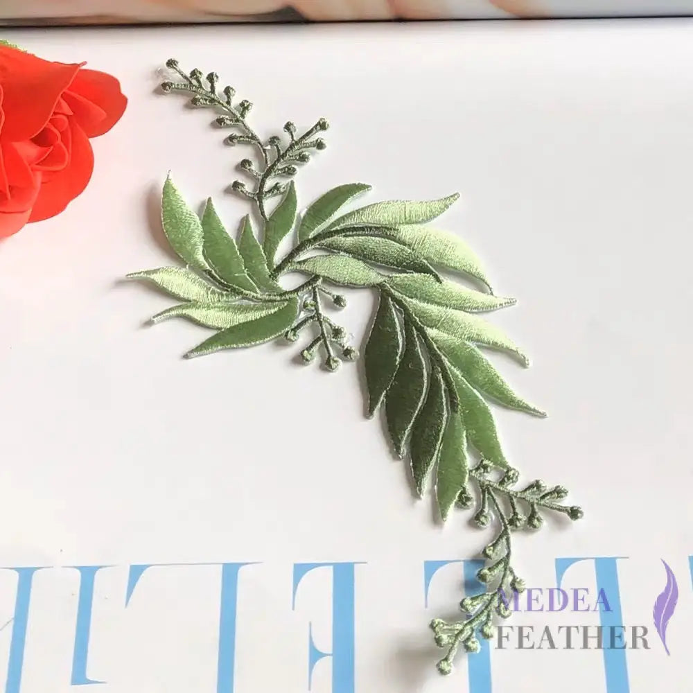 Iron on Leaf Vines Embroidery Applique EA03 green-right