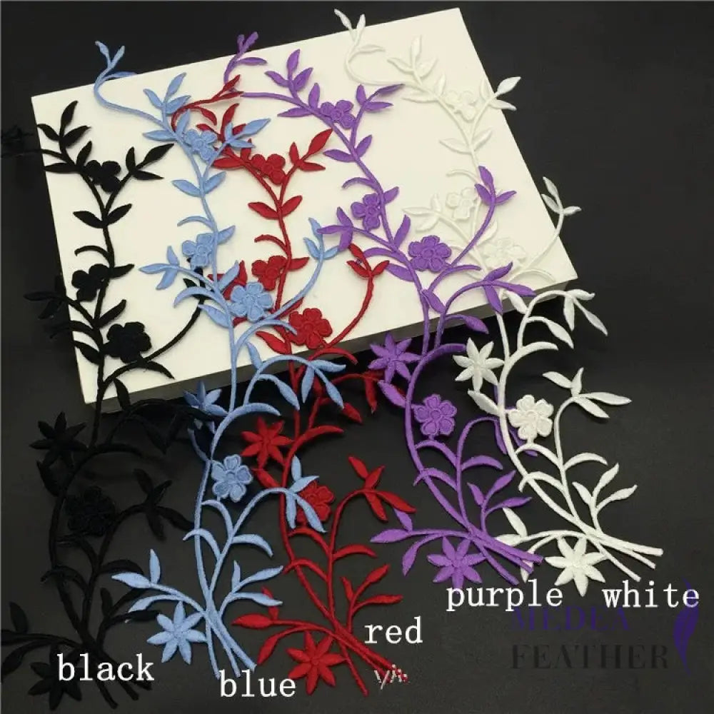 Iron on Leaf Vines Embroidery Applique EA07 1 Set