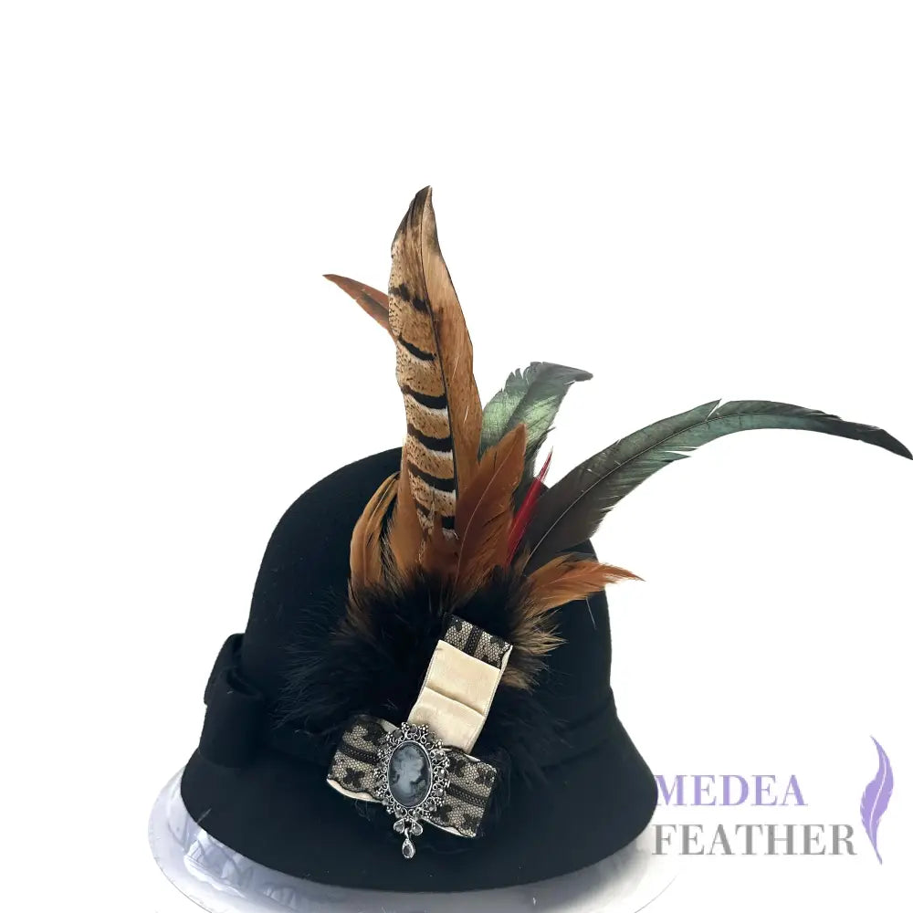 Large Country Feather Mount CFM02