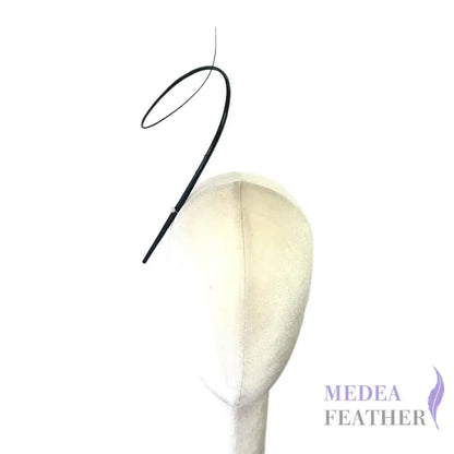 Loop Curved Ostrich Feather Quill