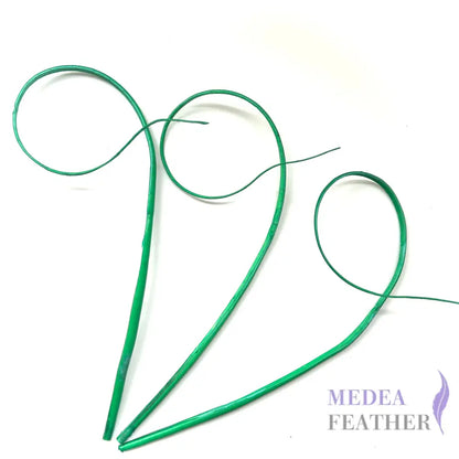 Loop Curved Ostrich Feather Quill - #71 emerald green