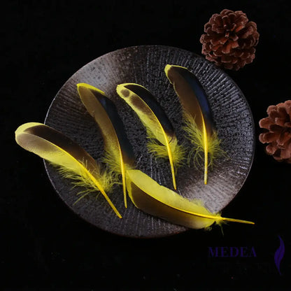 Loose Duck Feather (1 pack=50pcs) Yellow