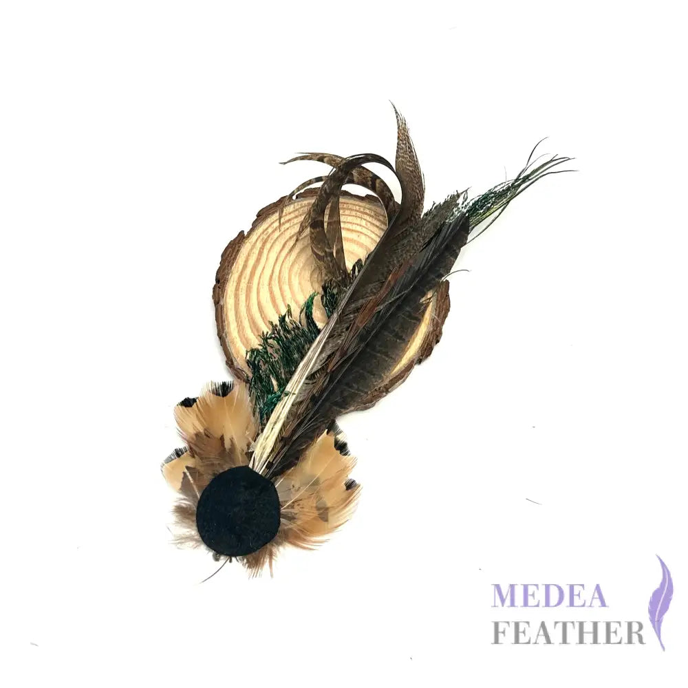 Medium Country Feather Mount CFM04