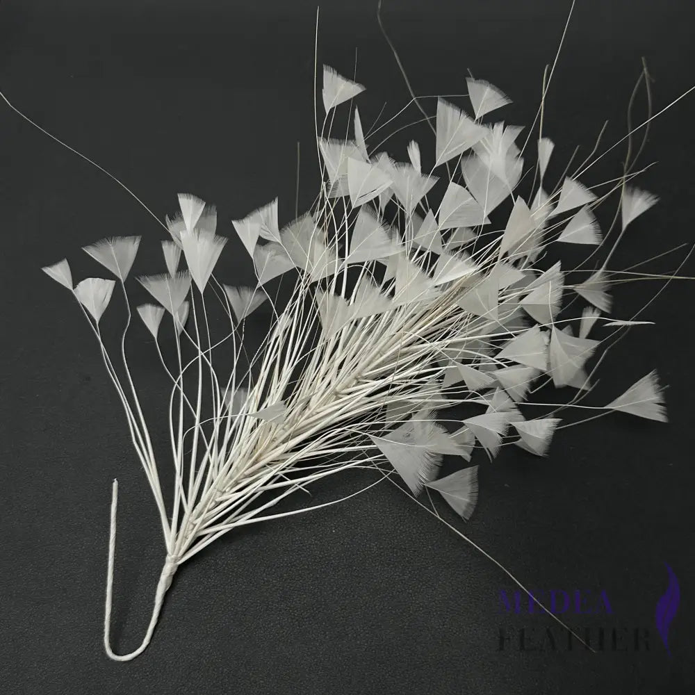 Peacock Hair Diamond Tip Mount White