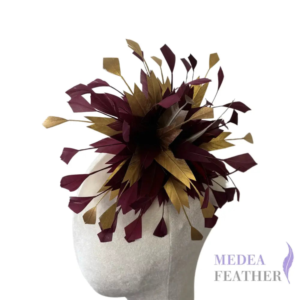 Spiky Centre Goose & Gold Silver Feather Flower DS2506082