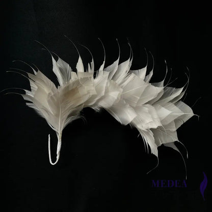 Spiky Goose Feather Wired Hat Mount #01 Ivory