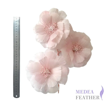 Three Feather Flower Round Edge Flower Mount DS26081203