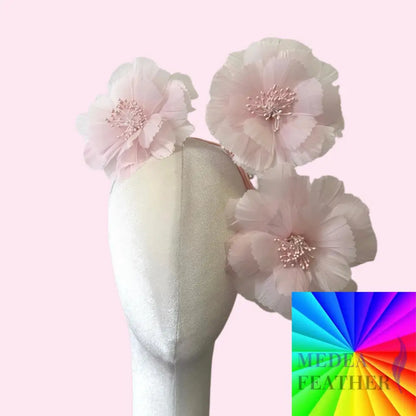 Three Feather Flower Round Edge Flower Mount DS26081203 - Custom - Please add text below