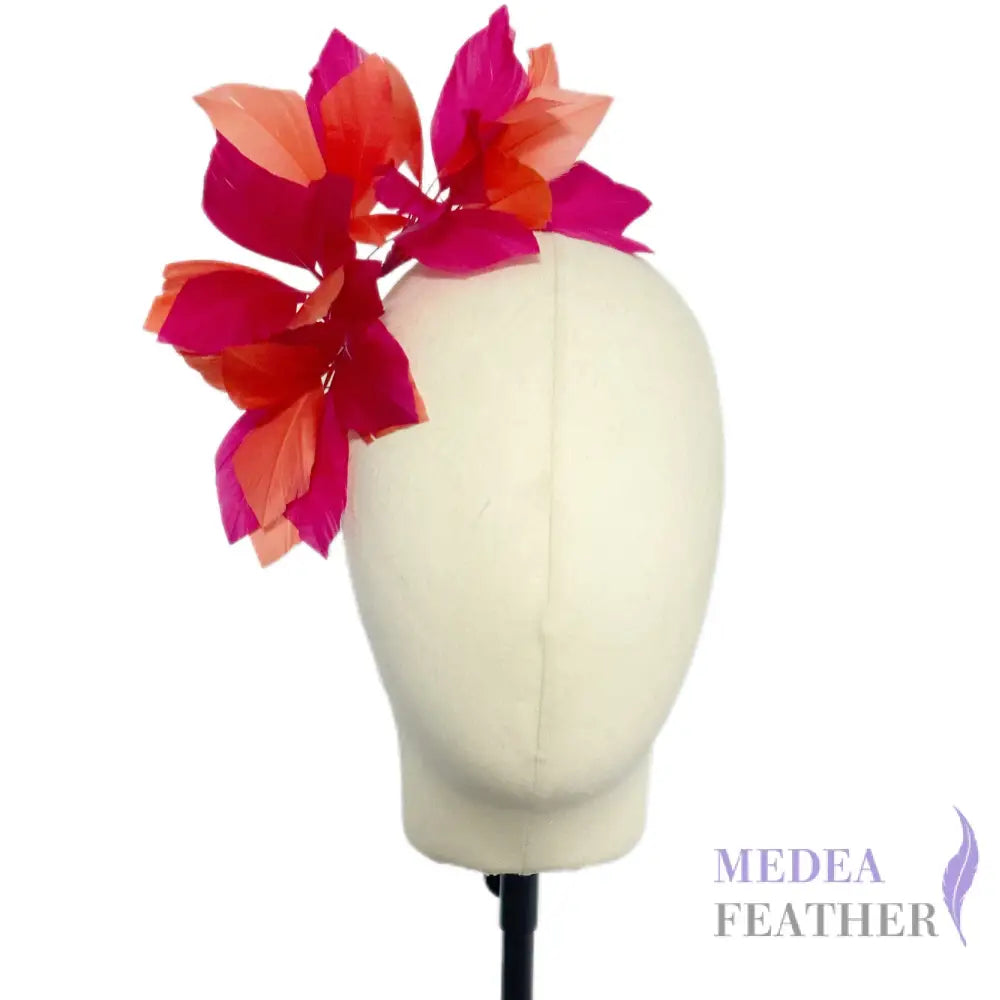 Two-colour Goose Feather Mount