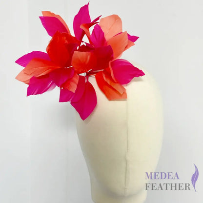 Two-colour Goose Feather Mount