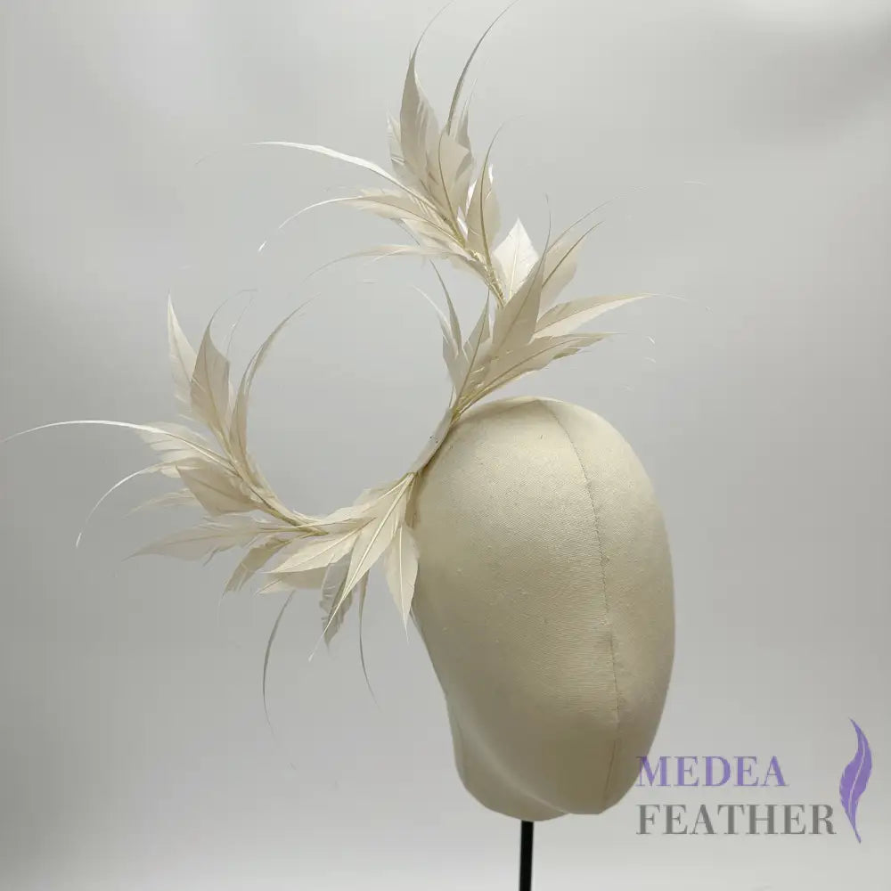 Two sides striped goose feather flower mount with wire accessory #04 cream