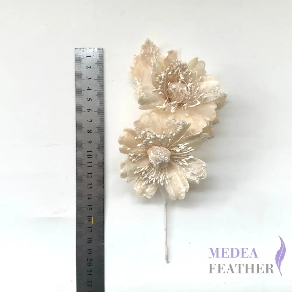 Velvet Wired Flower Mount VF02 Cream