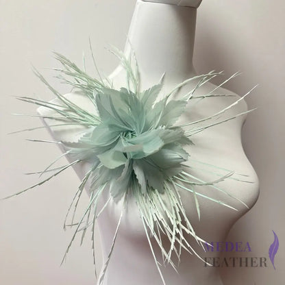 Zigzag Goose Biot Feather Flower Mount DS260626